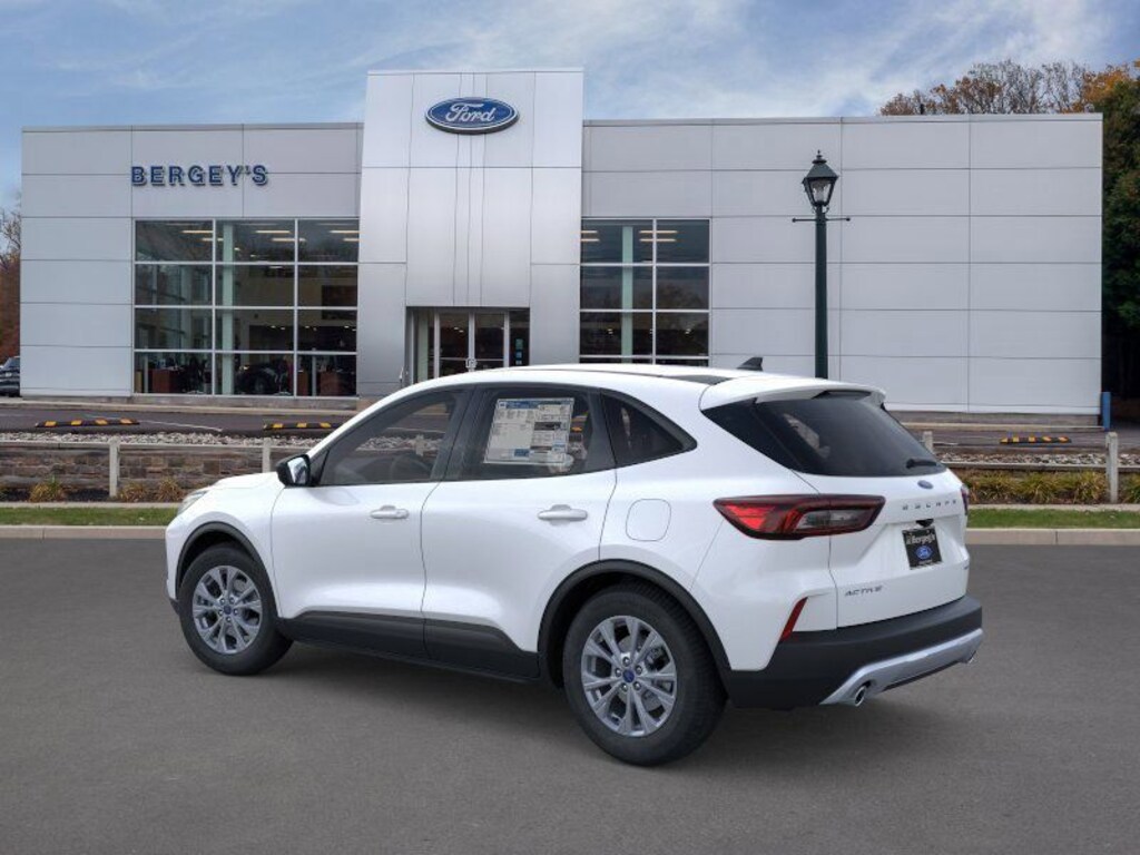 New 2026 Ford Escape Active Cold Weather Package SUV