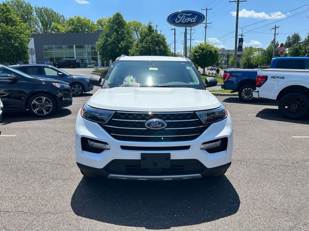 Certified 2023 Ford Explorer XLT with a Moonroof SUV