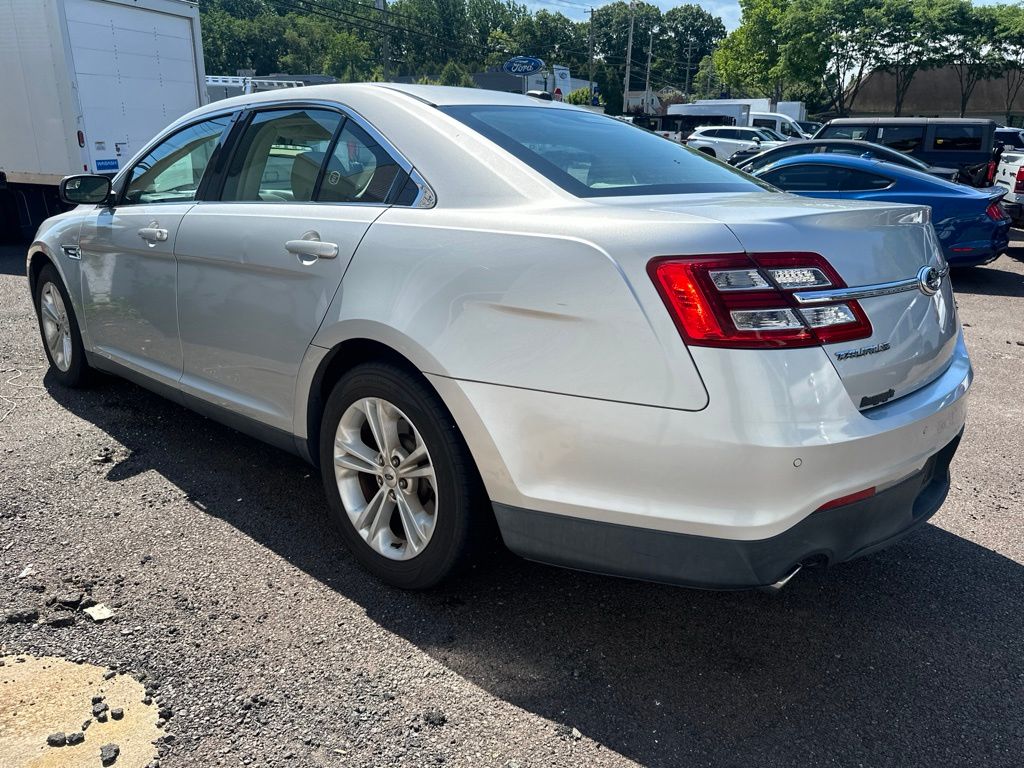Used 2013 Ford Taurus SEL with VIN 1FAHP2E80DG137600 for sale in Spring House, PA