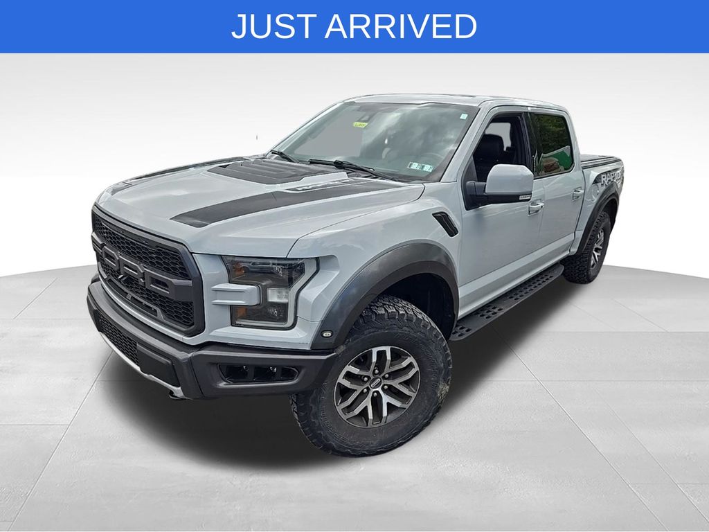 2017 Ford F-150 Raptor 4x4 SuperCrew 5-1/2 Box's photo