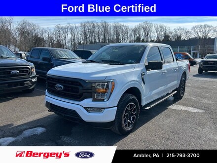 2023 Ford F-150 XLT 5.0L V-8 with Moonroof Truck