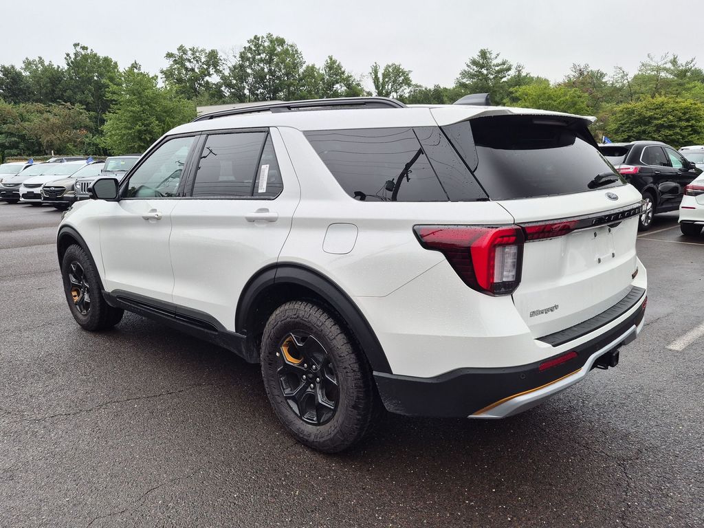2026 Ford Explorer Tremor - Photo 7