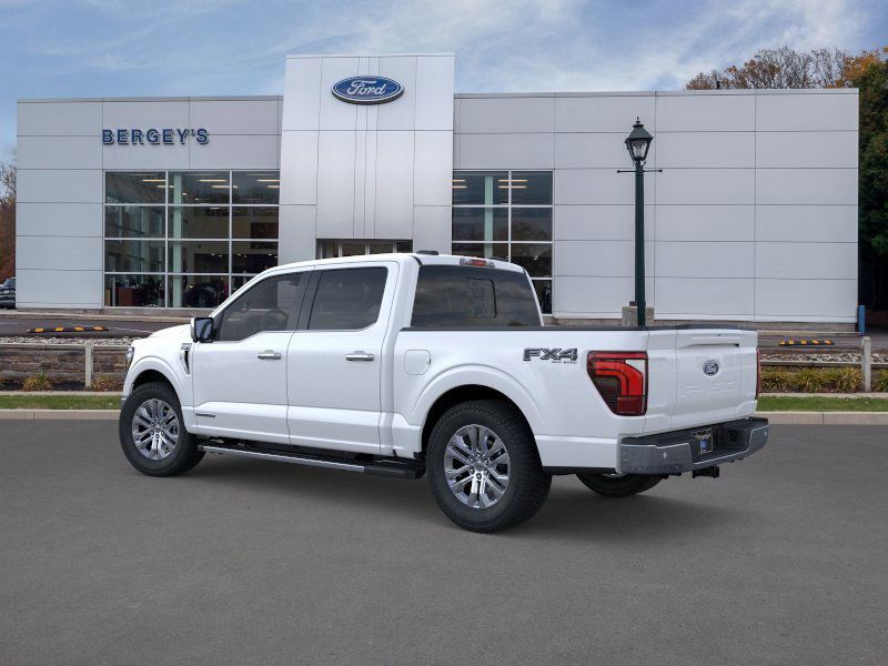 2025 Ford F-150 Lariat FX4 photo 3