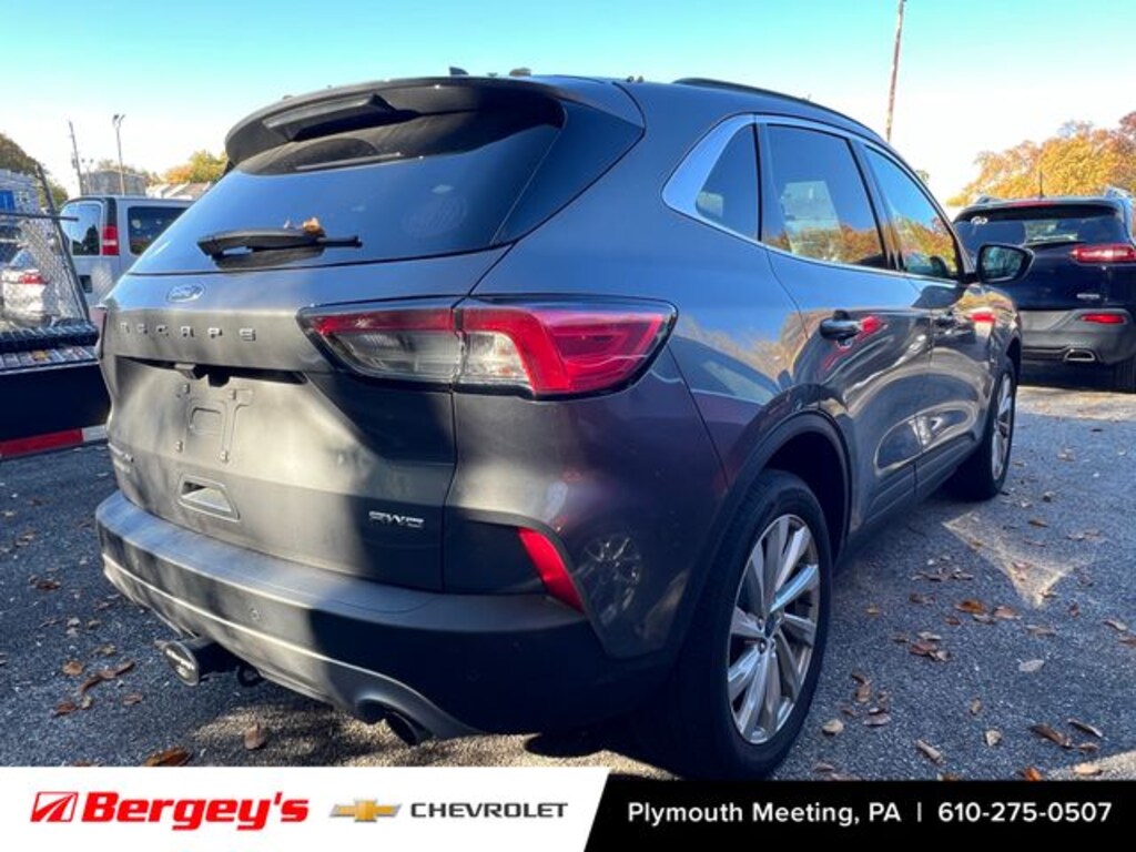 Certified 2022 Ford Escape Titanium SUV