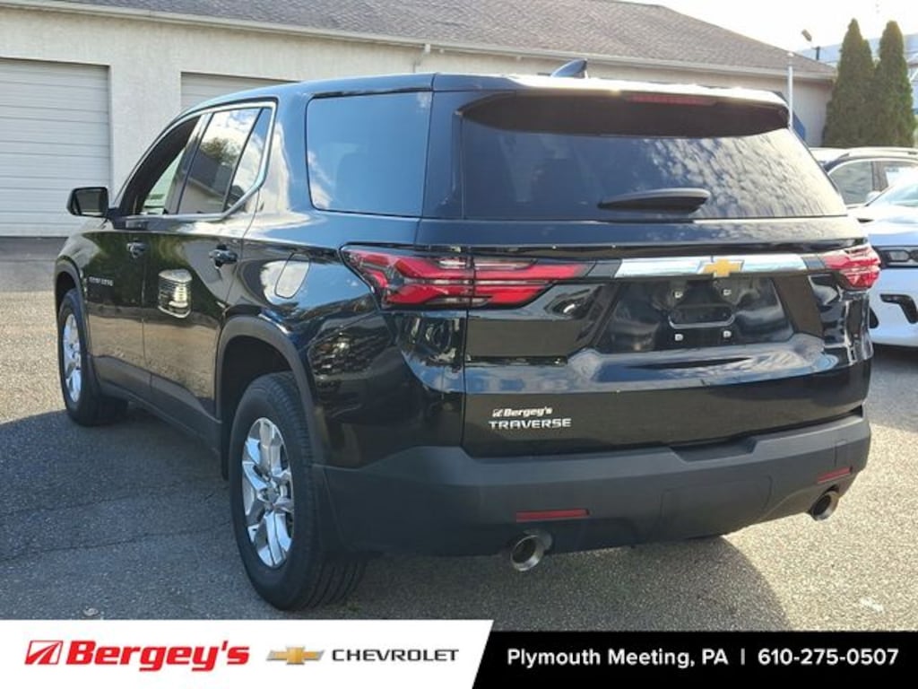Certified 2023 Chevrolet Traverse LS SUV