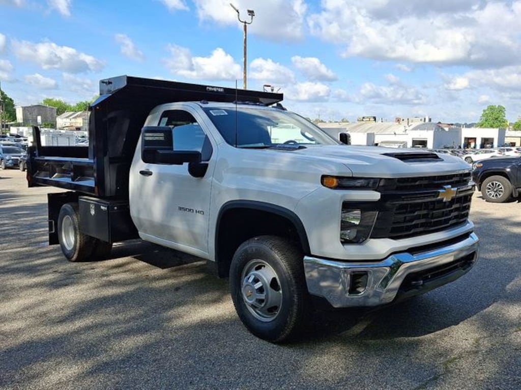 New 2025 Chevrolet Silverado 3500HD Chassis Work Truck Truck Regular Cab