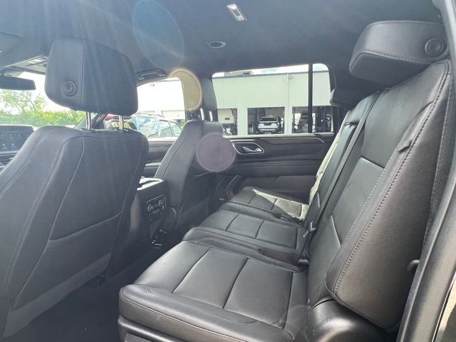 2022 Chevrolet Suburban Z71 photo 4