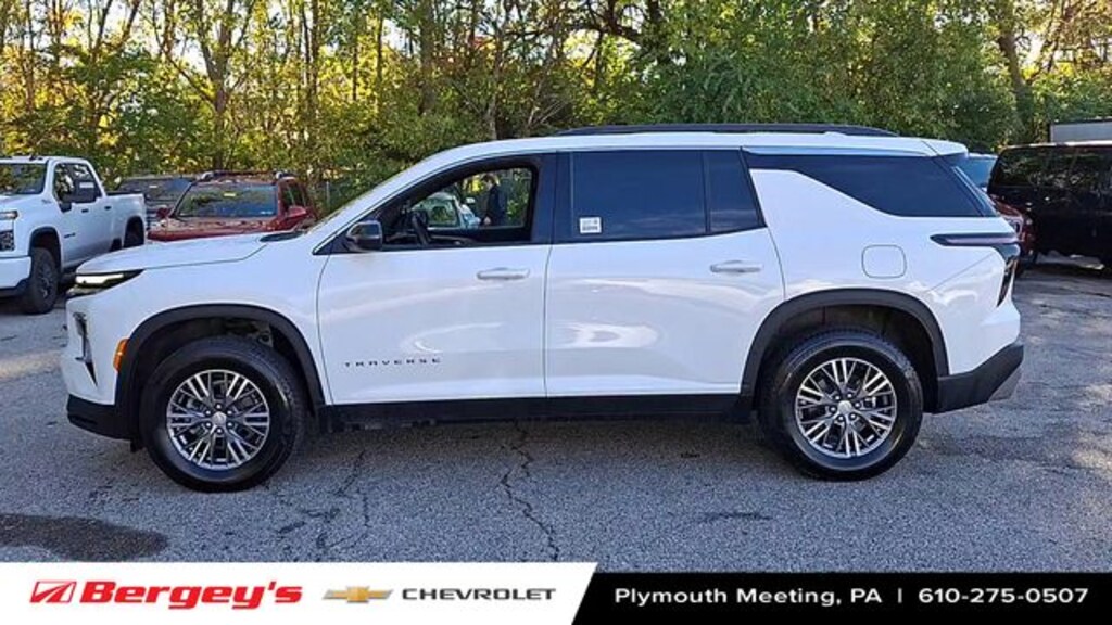 Certified 2025 Chevrolet Traverse LT SUV