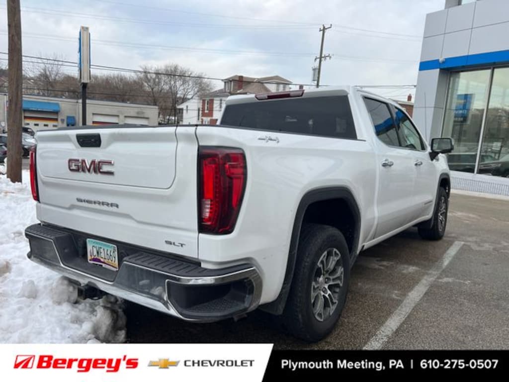 Used 2025 GMC