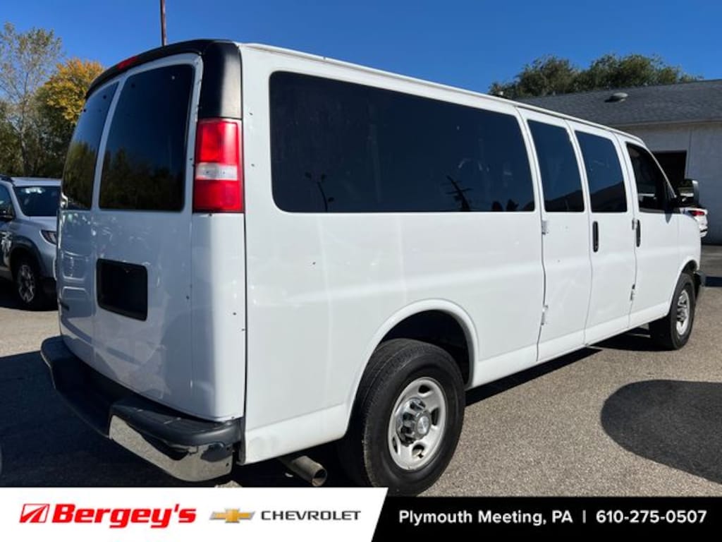 Certified 2017 Chevrolet Express 3500 LT Minivan/Van