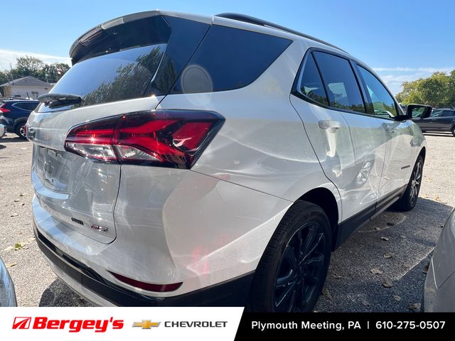2023 Chevrolet Equinox RS photo 2