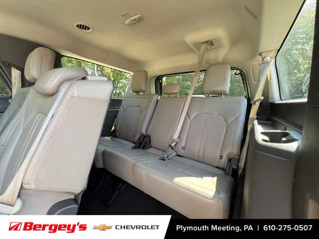 2020 Ford Expedition Limited MAX photo 3