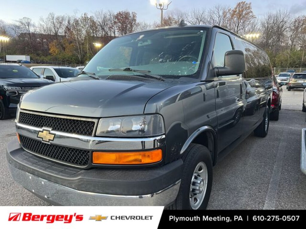 Used 2016 Chevrolet Express 3500 LT Minivan/Van