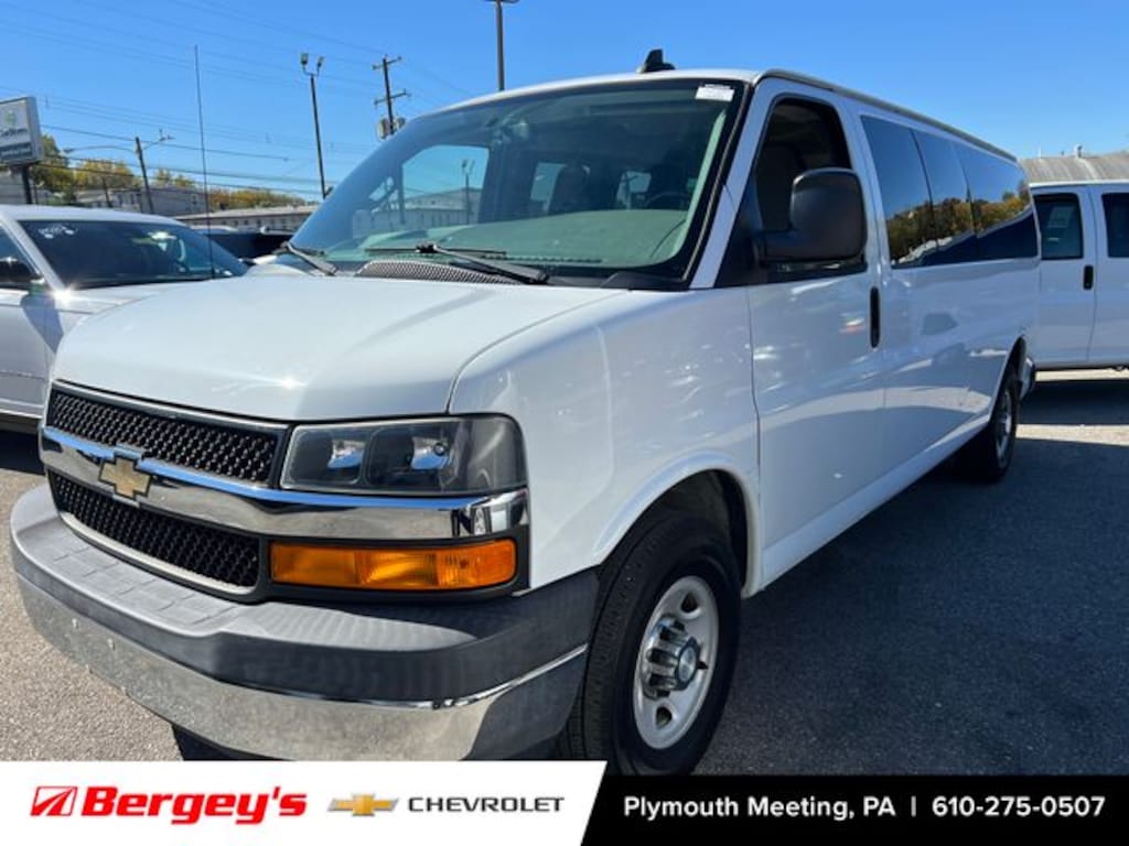 Certified 2017 Chevrolet Express 3500 LT Minivan/Van