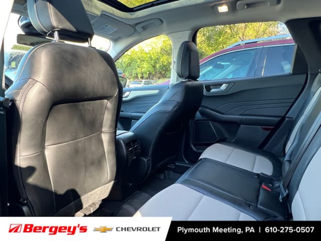 Certified 2022 Ford Escape Titanium SUV