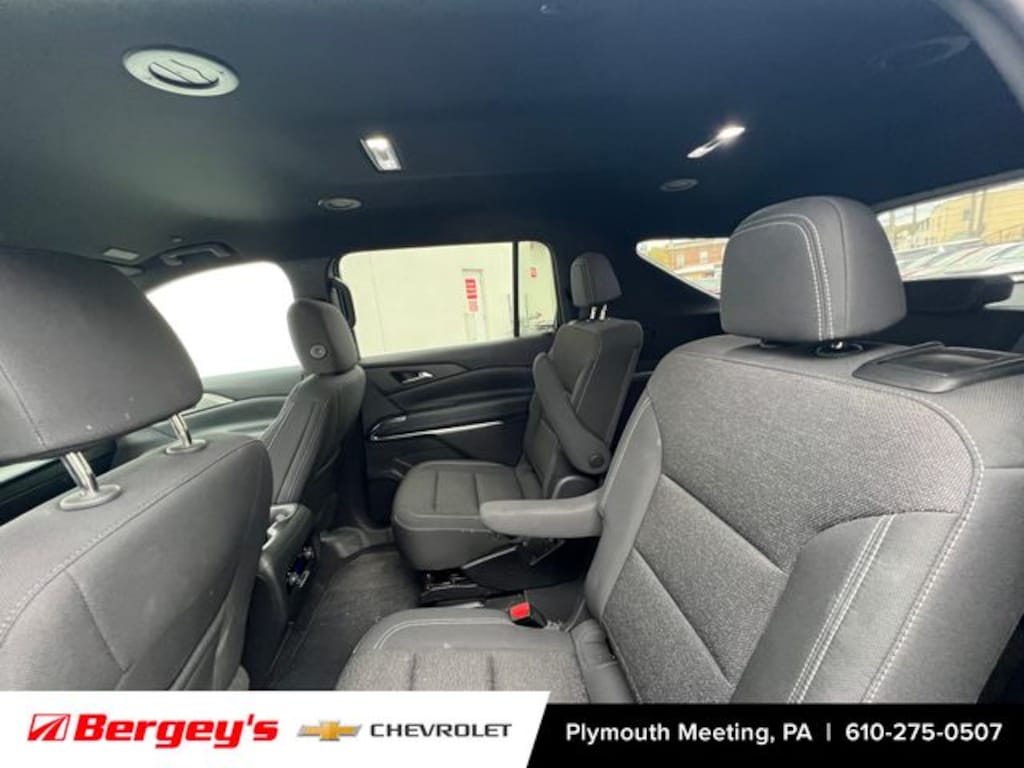 Certified 2025 Chevrolet Traverse LT SUV