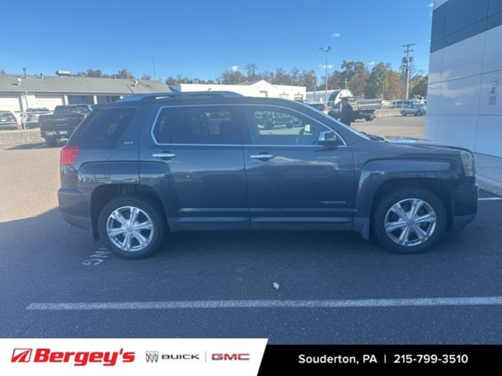 Used 2017 GMC Terrain SLT SUV