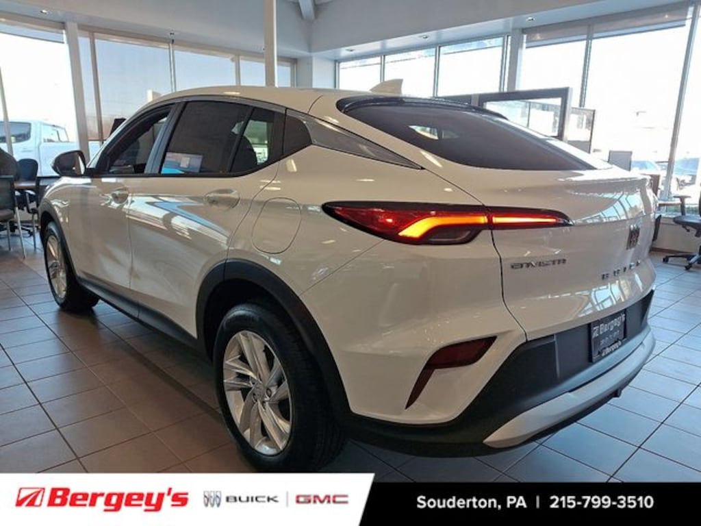 New 2026 Buick Envista Preferred SUV