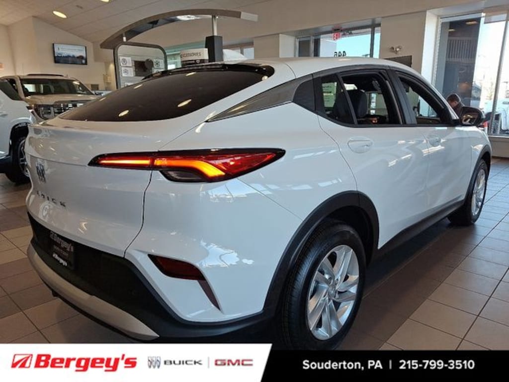 New 2026 Buick Envista Preferred SUV