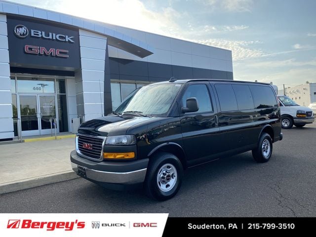 2025 GMC Savana 2500 Minivan/Van 