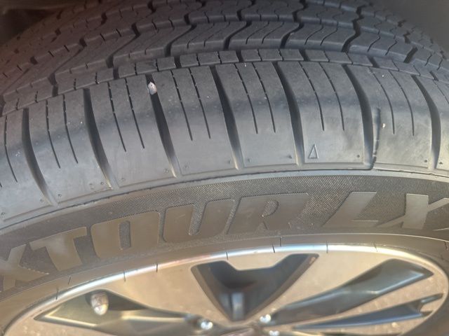 2015 Subaru Outback 2.5i Limited photo 3