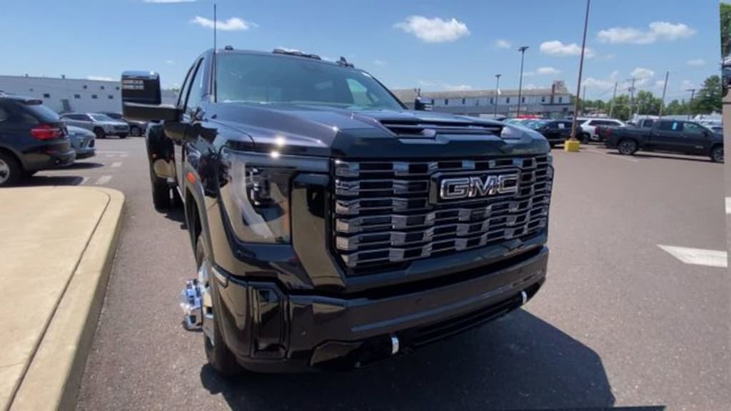New 2025 GMC Sierra 3500HD Denali Ultimate Truck