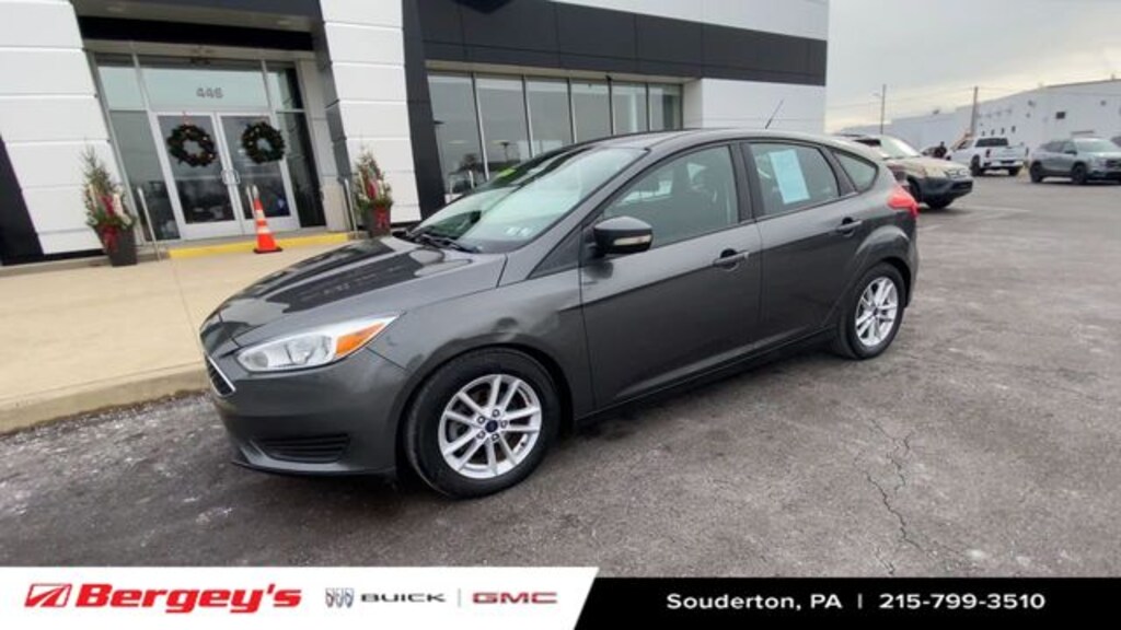 Used 2016 Ford Focus SE Hatchback