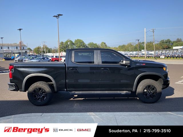 2022 Chevrolet Silverado 1500 ZR2 photo 2