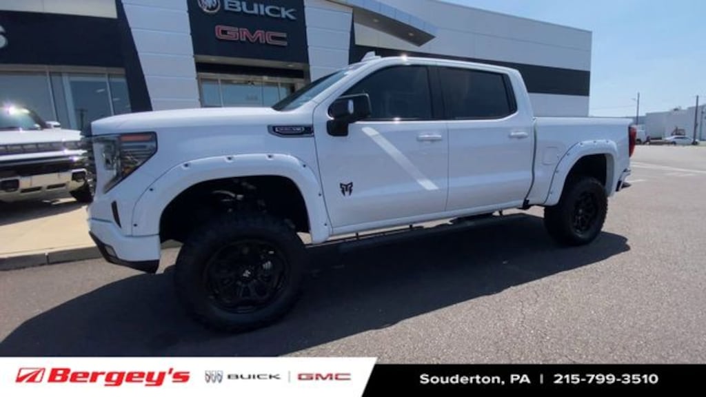 New 2025 GMC Sierra 1500 AT4 Crew Cab