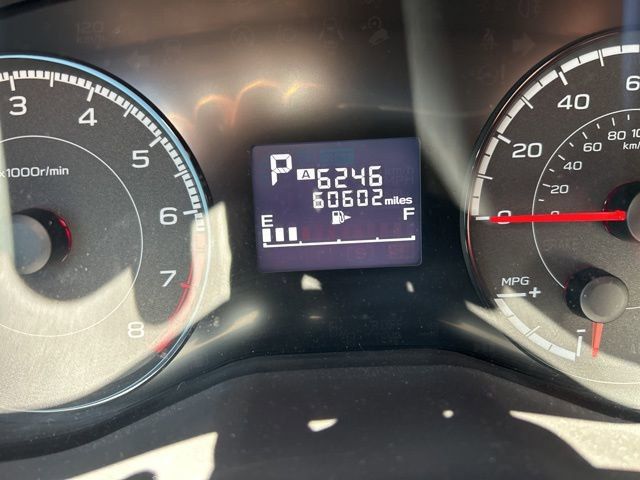 2019 Subaru Crosstrek 2.0i Premium photo 2