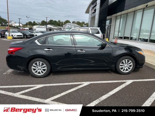 2017 Nissan Altima 2.5 S photo 3