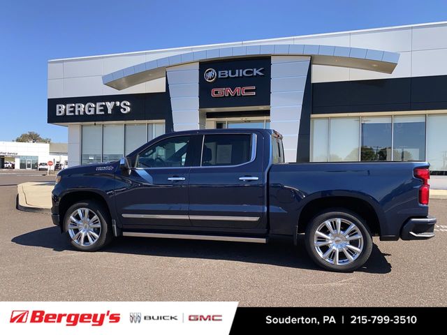 2023 Chevrolet Silverado 1500 High Country photo 2