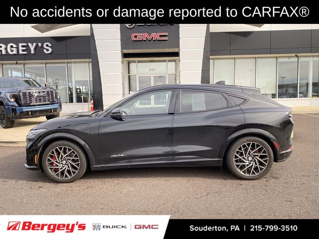 2022 Ford Mustang Mach-E GT photo 2