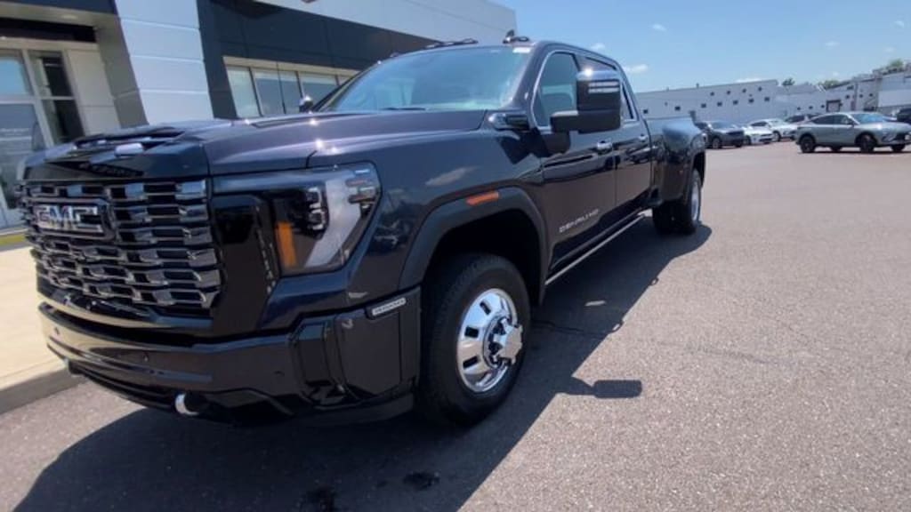 New 2025 GMC Sierra 3500HD Denali Ultimate Truck
