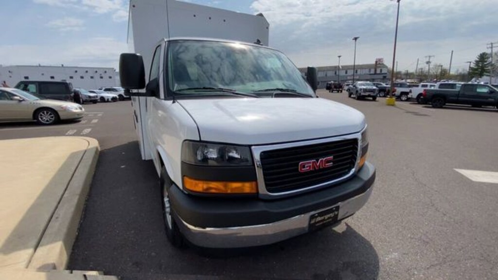 New 2025 GMC Savana 3500 Work Van Cab/Chassis