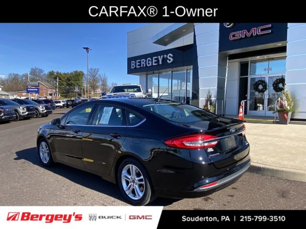 Used 2018 Ford Fusion SE Sedan