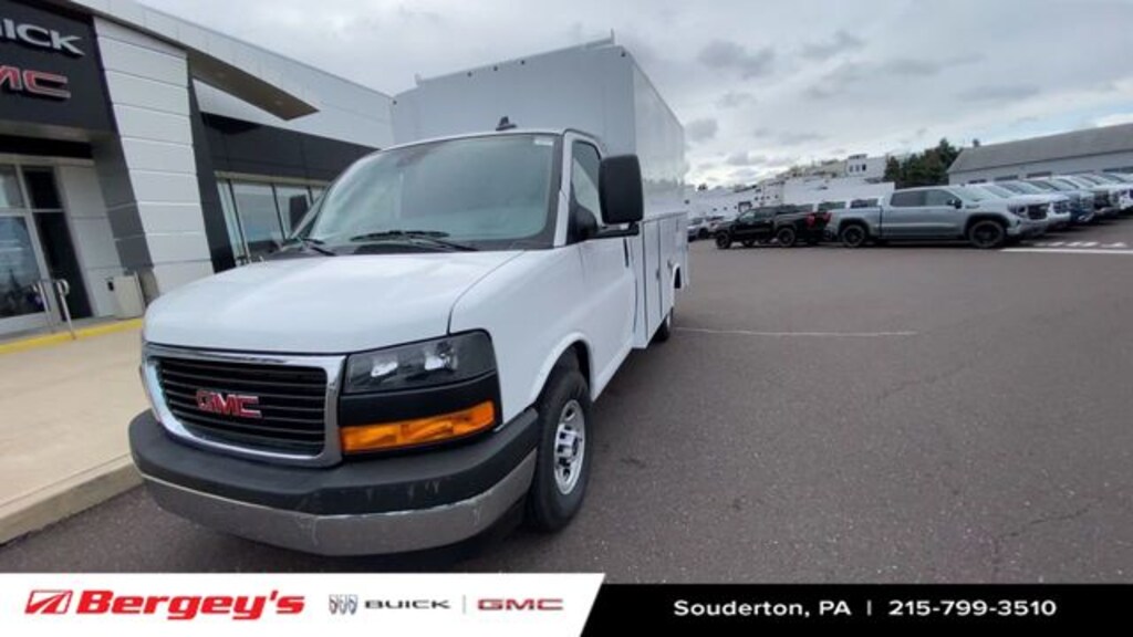 New 2025 GMC Savana 3500 Work Van Cab/Chassis