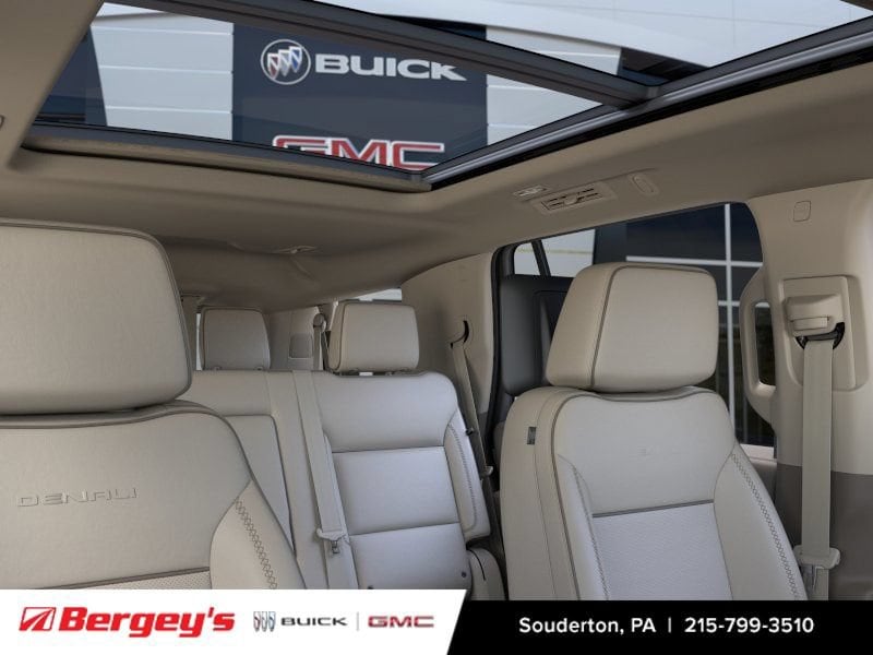 2026 GMC Yukon Denali - Photo 25