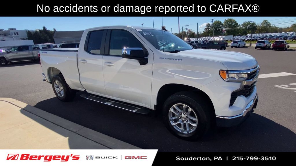 2023 Chevrolet Silverado 1500 LT - Photo 2