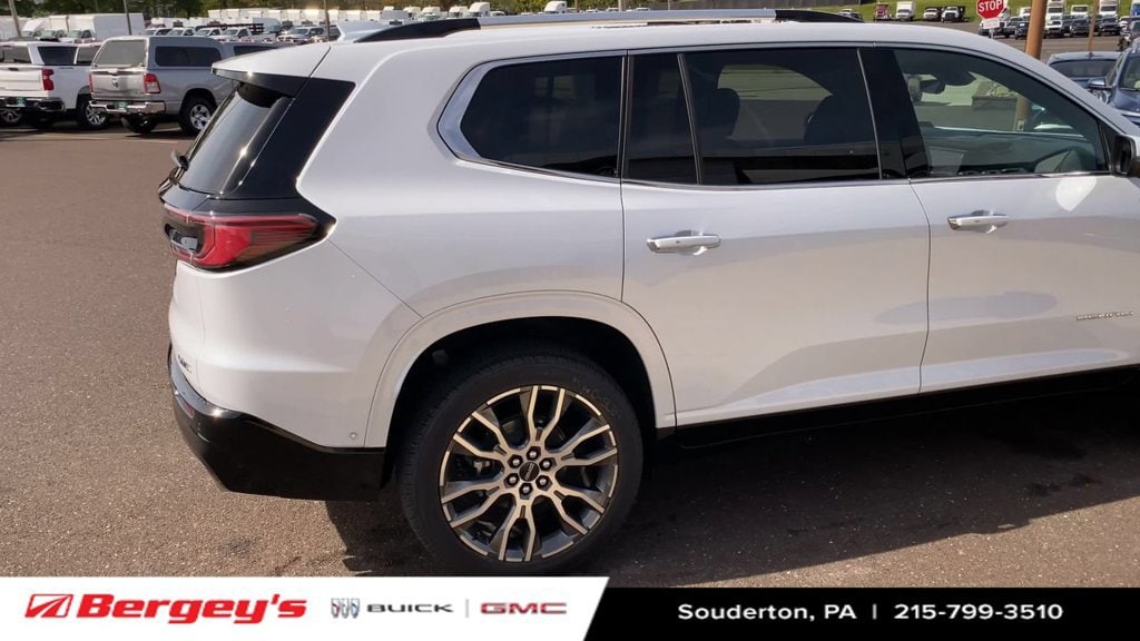 2027 GMC Acadia Denali Ultimate - Photo 9