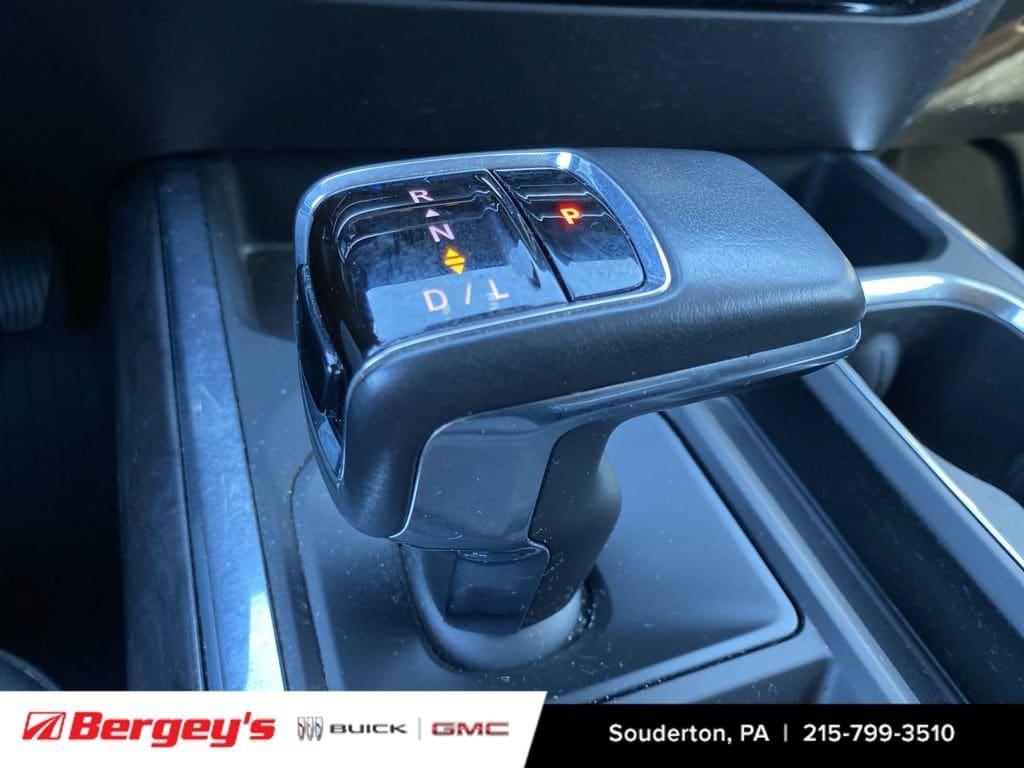 2022 Chevrolet Silverado 1500 LTZ - Photo 19