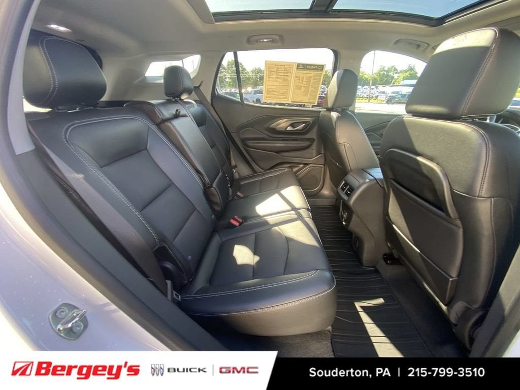 2023 GMC Terrain SLT - Photo 31
