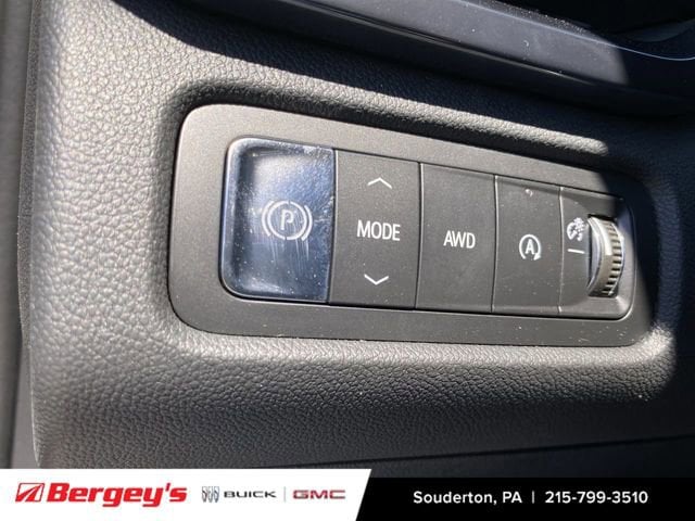 2026 GMC Acadia AT4 - Photo 19