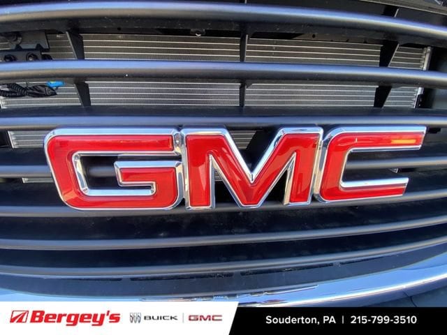 2025 GMC Savana Cargo Work Van - Photo 33