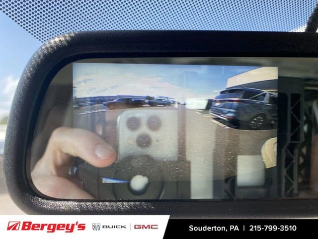 2025 GMC Savana Cargo Work Van - Photo 17