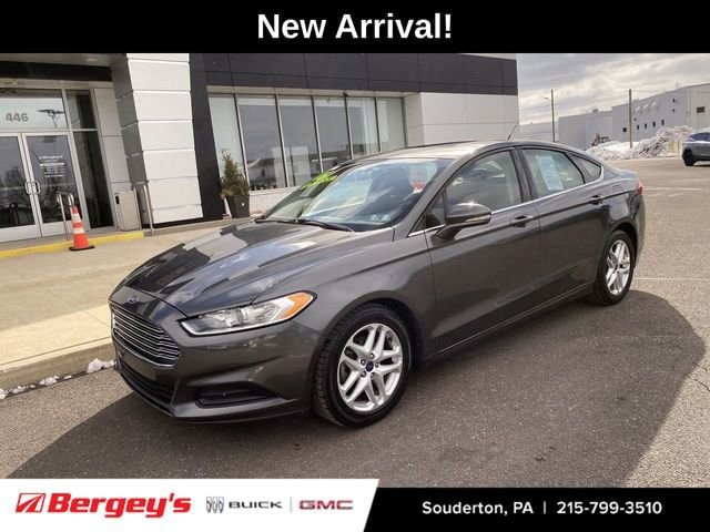 2016 Ford Fusion SE