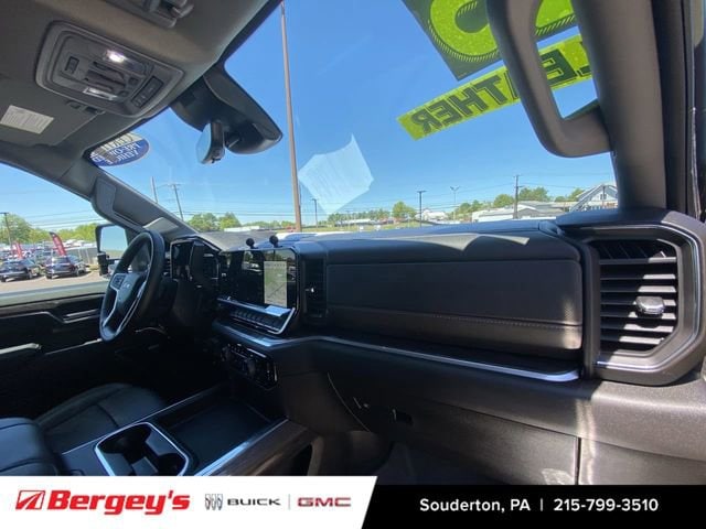2025 Chevrolet Silverado 2500HD LTZ - Photo 32