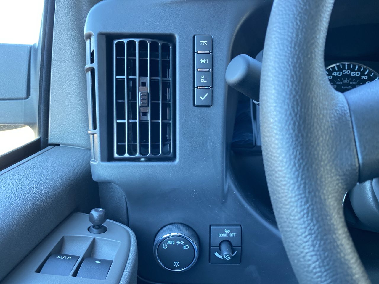 2025 GMC Savana Cargo Work Van - Photo 88