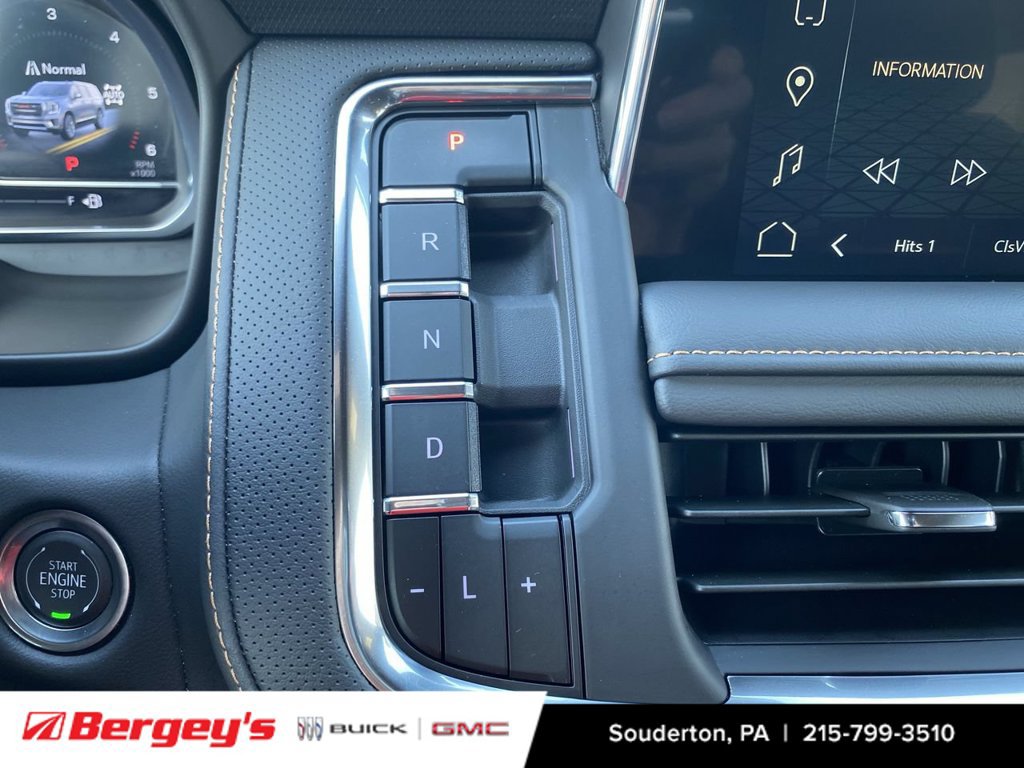 2024 GMC Yukon AT4 - Photo 19