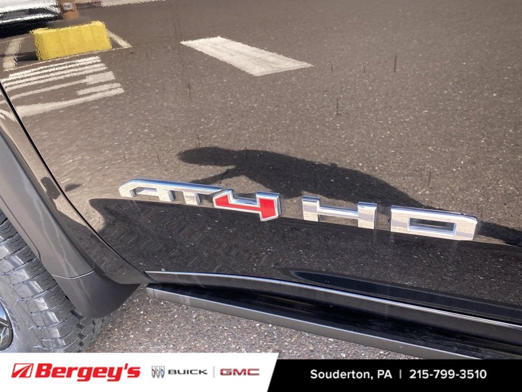 2024 GMC Sierra 2500HD AT4 - Photo 33